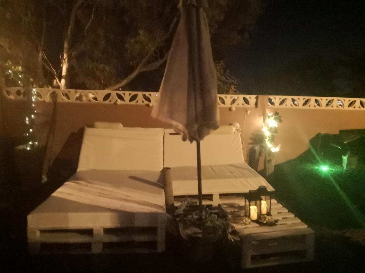 Flor De Loto Romantic Woodhouse Casita Camping Aguatona Luaran gambar